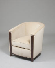 A pair of armchairs 3