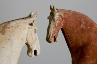 A well-modeled pair of pottery horses 2