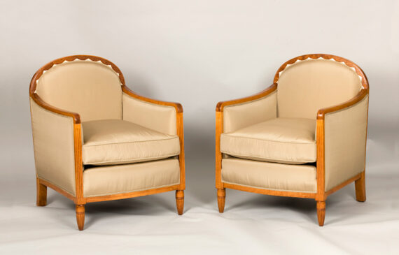 A fine pair of Art Deco bergeres attributed to Leon Jallot