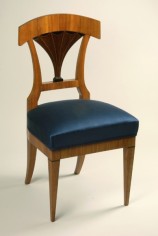 A set of six Biedermeier dining chairs 2