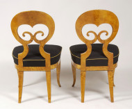 A magnificent pair of Biedermeier side chairs 2