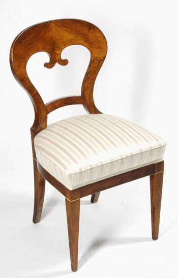 A single Biedermeier sidechair