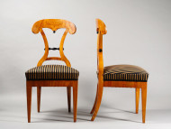 A set of six Biedermeier dining chairs 2