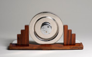 A modernist Art Deco mantel clock 3