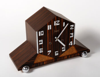 An Art Deco mantel clock