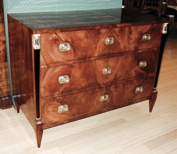 A Biedermeier commode