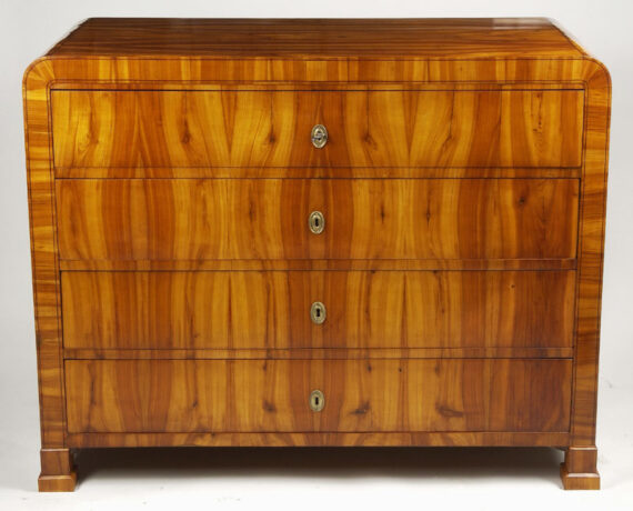 A Biedermeier commode