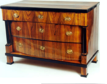 An elegant Biedermeier commode