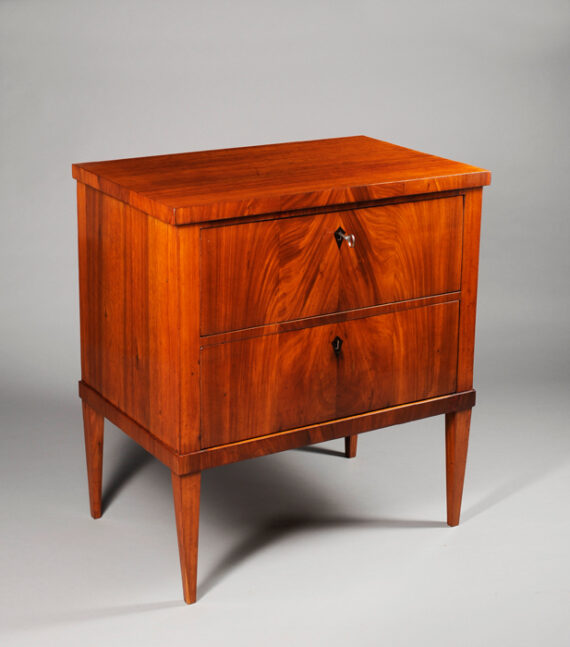 A petite Biedermeier commode