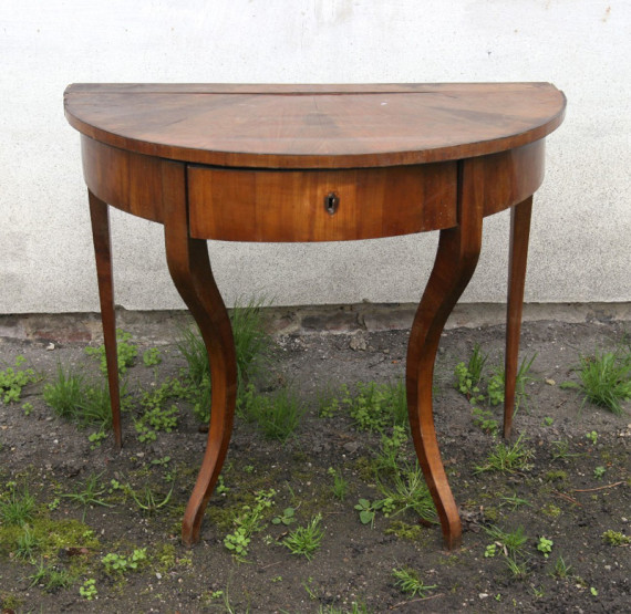 An elegant Biedermeier console table