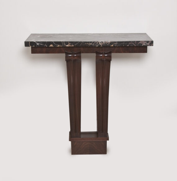 An exceptional Art Deco
console by Maxime Old.