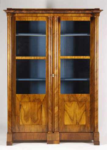 An elegant Biedermeier book case