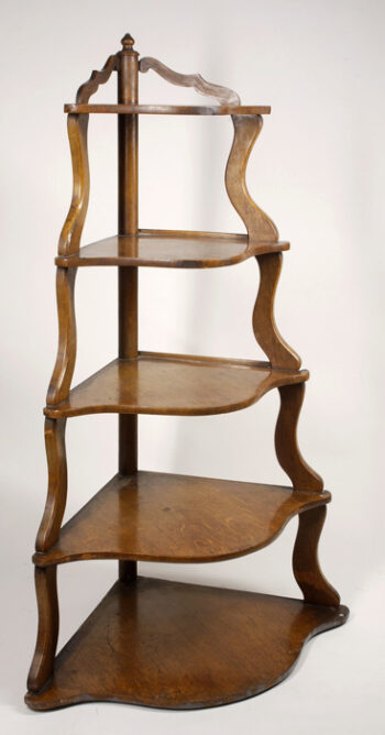 A late Biedermeier corner etagere