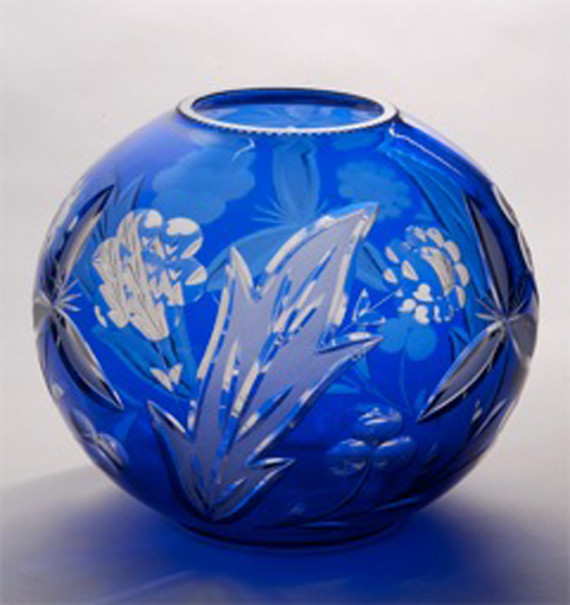 An Art Deco vase