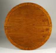 A Biedermeier extendable dining table 2