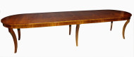 A Biedermeier extendable dining table 3