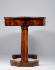 An elegant Biedermeier center hall table 3