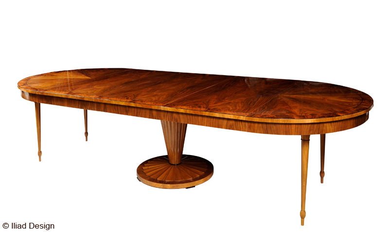 A Biedermeier inspired extendable dining table in the manner of Josef Danhauser 3