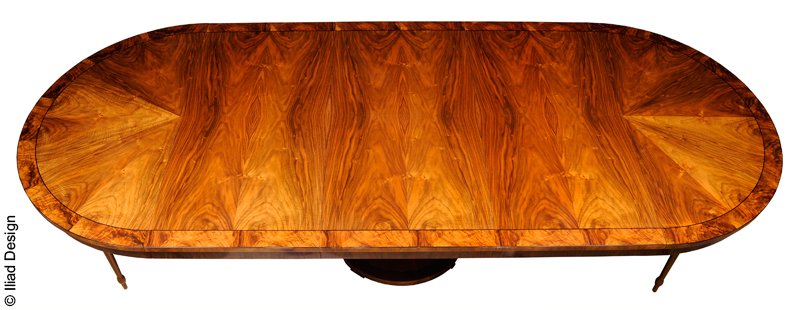 A Biedermeier inspired extendable dining table in the manner of Josef Danhauser 4