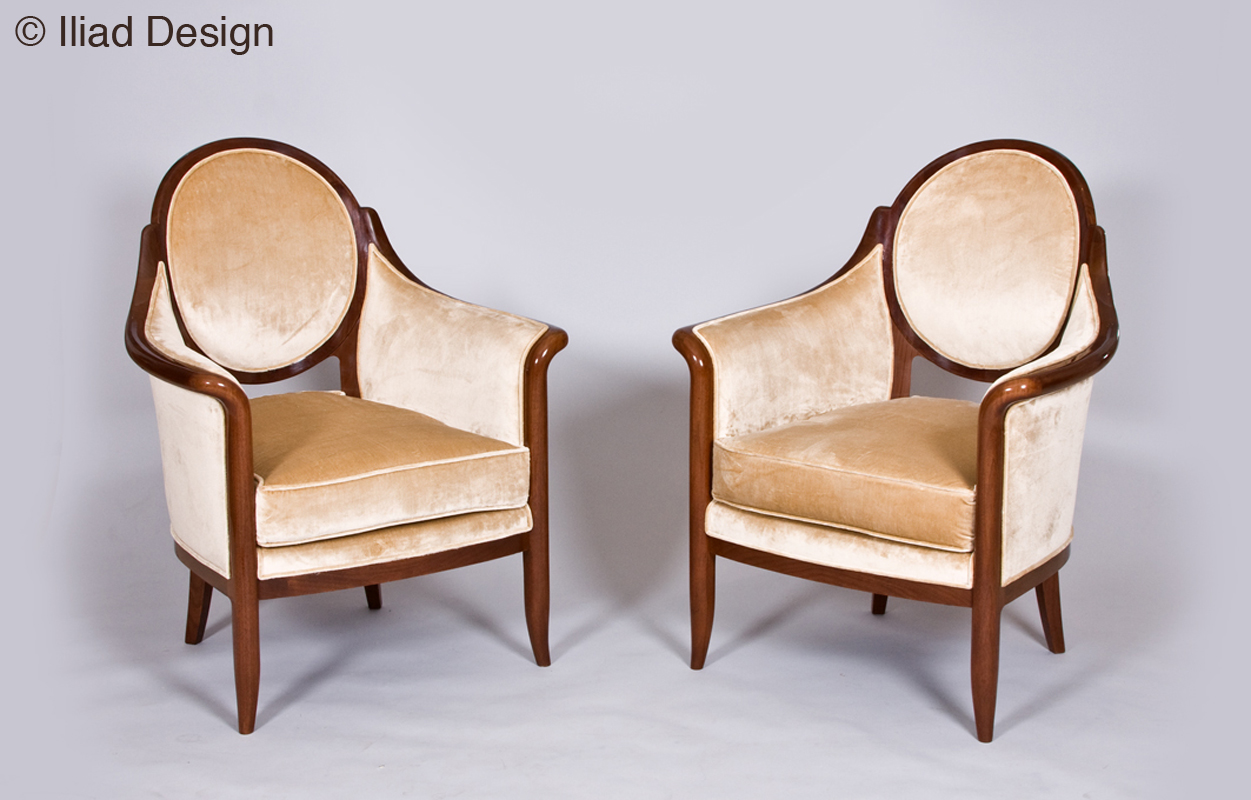 A pair of elegant armchairs inspired by Rateau 2