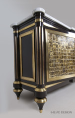 An elegant Neo-classical style sideboard 3