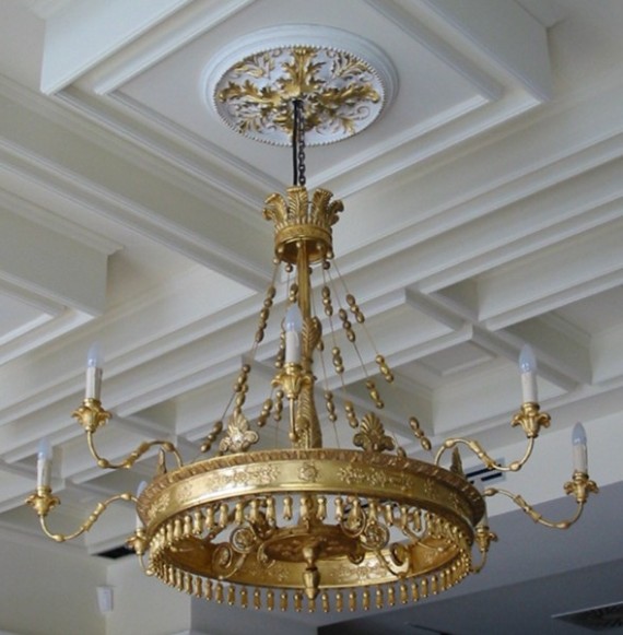 An elegant Biedermeier eight arm chandelier