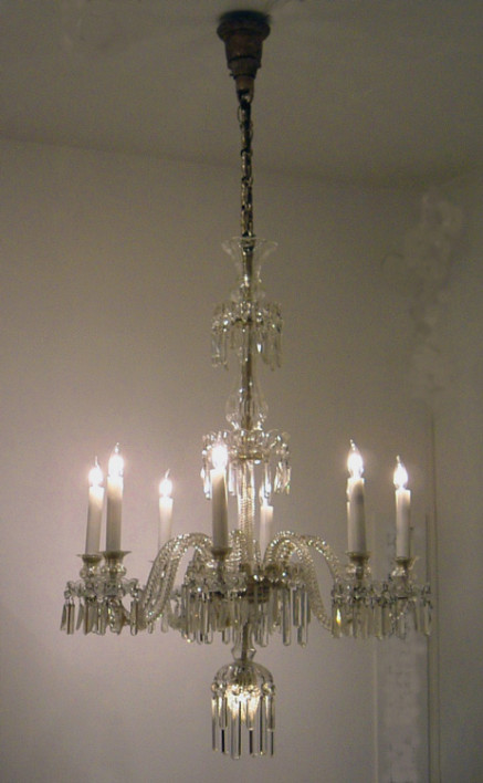 A fine Art Deco eight arm chandelier