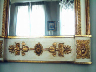 A rare and unusual lion motif Neo-Classical mirror 2