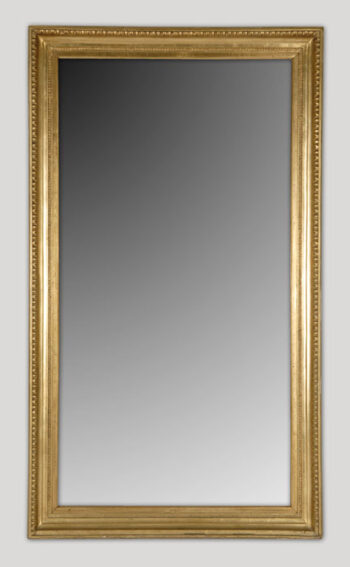 A Neoclassical mirror