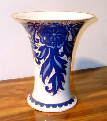 An Art Deco trumpet shaped vase