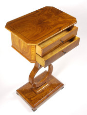 An unusual Biedermeier occasional table 3