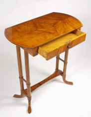 An elegant Biedermeier occasional table 2