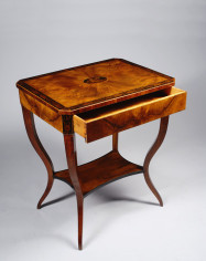 A fine Biedermeier occasional table 2