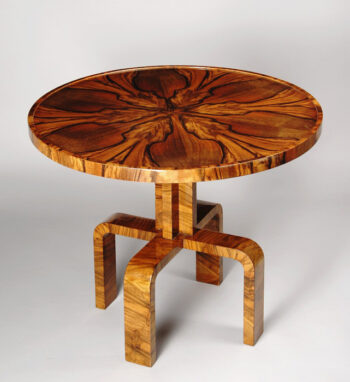 A constructivist ocassional table