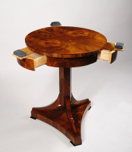 An elegant Biedermeier occasional table 2