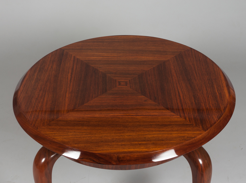 An exception Art Moderne coffee table in rosewood  2