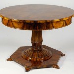 An unusual Biedermeier pedestal table