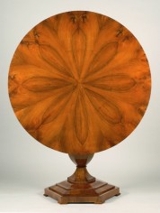 A Biedermeier tilt-top pedestal table 2