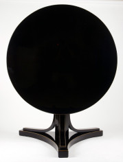 A Biedermeier tilt-top pedestal table 2