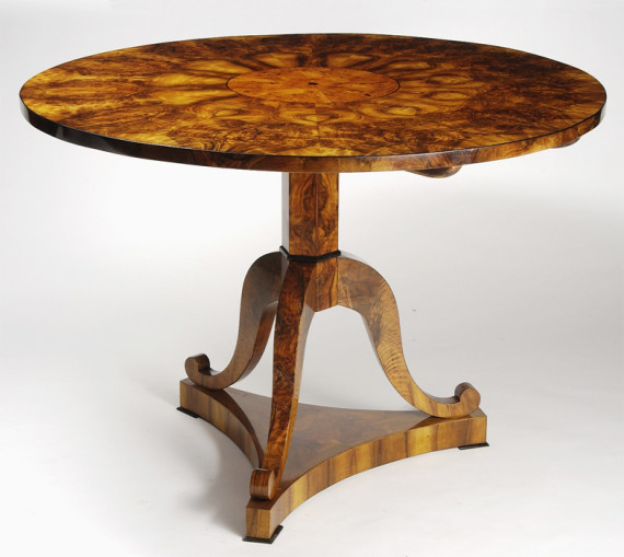 A Biedermeier tilt-top pedestal table