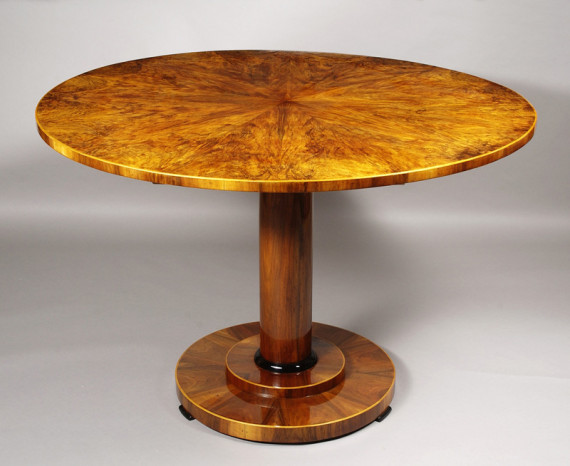 A Biedermeier tilt-top pedestal table