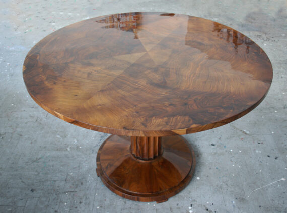 A Biedermeier pedestal table