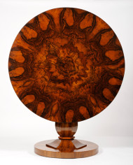 An elegant Biedermeier tilt top pedestal table 4