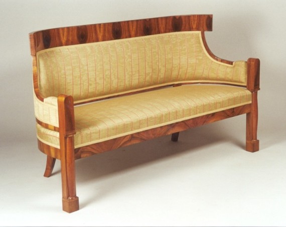 An elegant Biedermeier bench