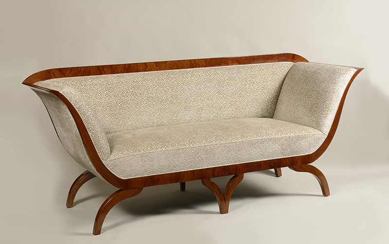 An exceptional Biedermeier sofa 2