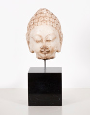 Exceptionally Fine White Marble Head of Buddha, Northern Qi Dynasty (550-577) 3