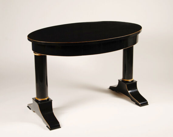 An elegant and modern Biedermeier writing table
