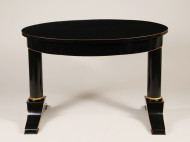 An elegant and modern Biedermeier writing table 3