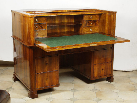 An unusual Biedermeier gentleman's desk cabinet