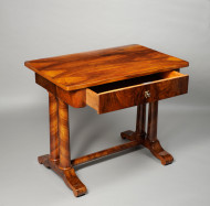 A small Biedermeier writing table 2